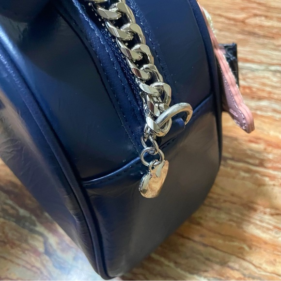 Juicy Couture - Picture 8 of 10